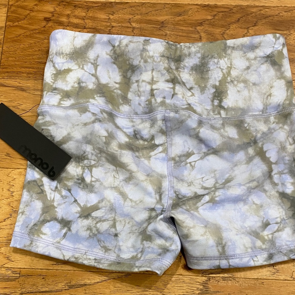 ⚡️3 for $15⚡️Mono B Tie-Dye Bike Shorts - blue gray and Green size small - Picture 4 of 6